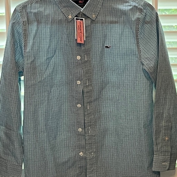 Boys  vineyard vines LS button up medium - Picture 1 of 2